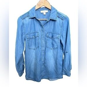 Michael Kors long sleeved button up - size 2